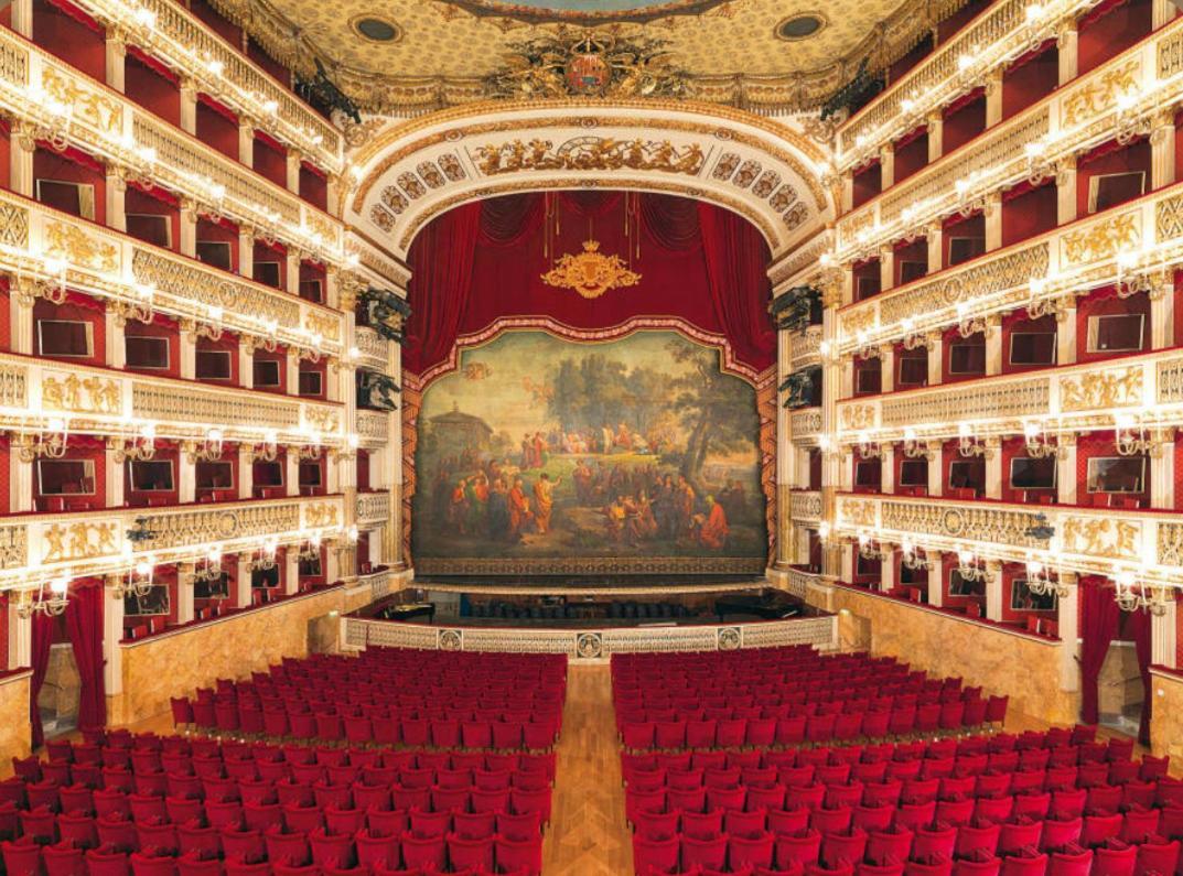 Galleria Umberto I Luxury Appartement